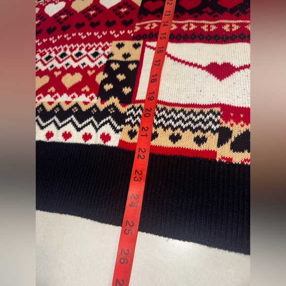 Kiel James Patrick Red and White Sweater - Picture 6 of 7